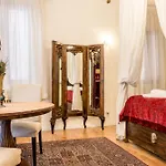 Palazzo Daponte By Lionhost